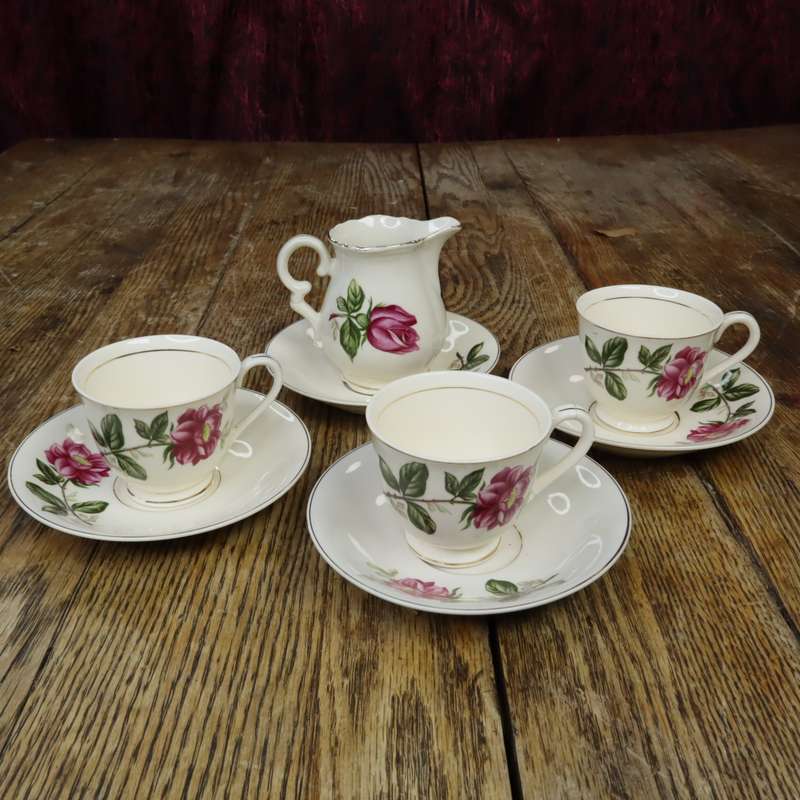 Ceramics Tea set - 8 PCS