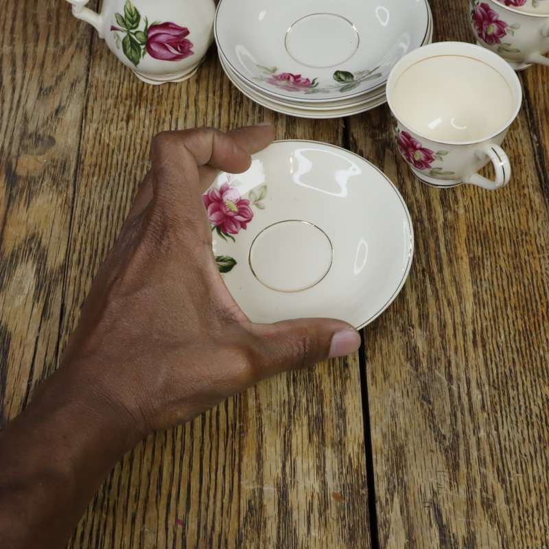 Ceramics Tea set - 8 PCS