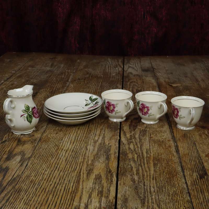 Ceramics Tea set - 8 PCS