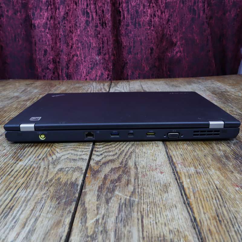 Lenovo ThinkPad T430s 14" Notebook Laptop 2.6GHz Core i5 - 8GB RAM 2356ET5