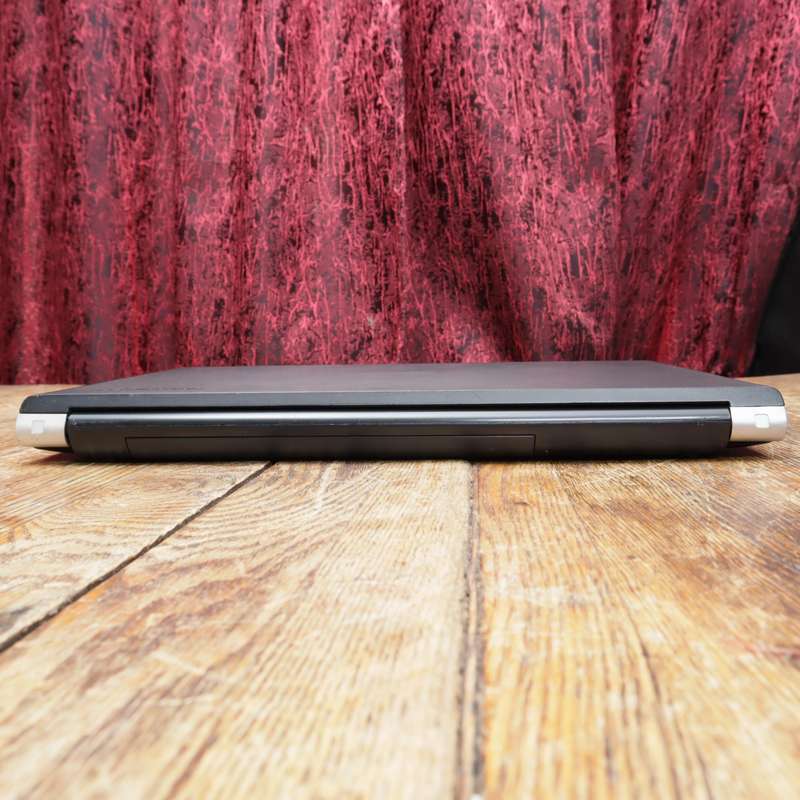 Toshiba TECRA A50-A0692 Laptop Core i7 1TB HDD - 3.0GHz 8GB RAM