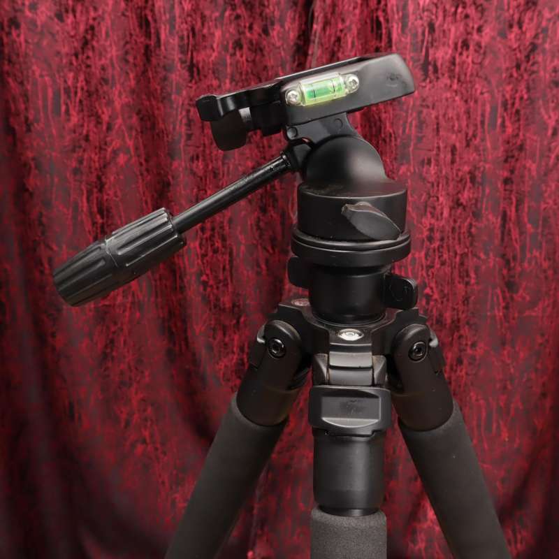 Voyager V-PRO 100 Professional Tripod - Black