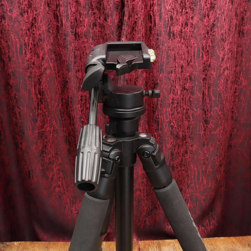 Voyager V-PRO 100 Professional Tripod - Black