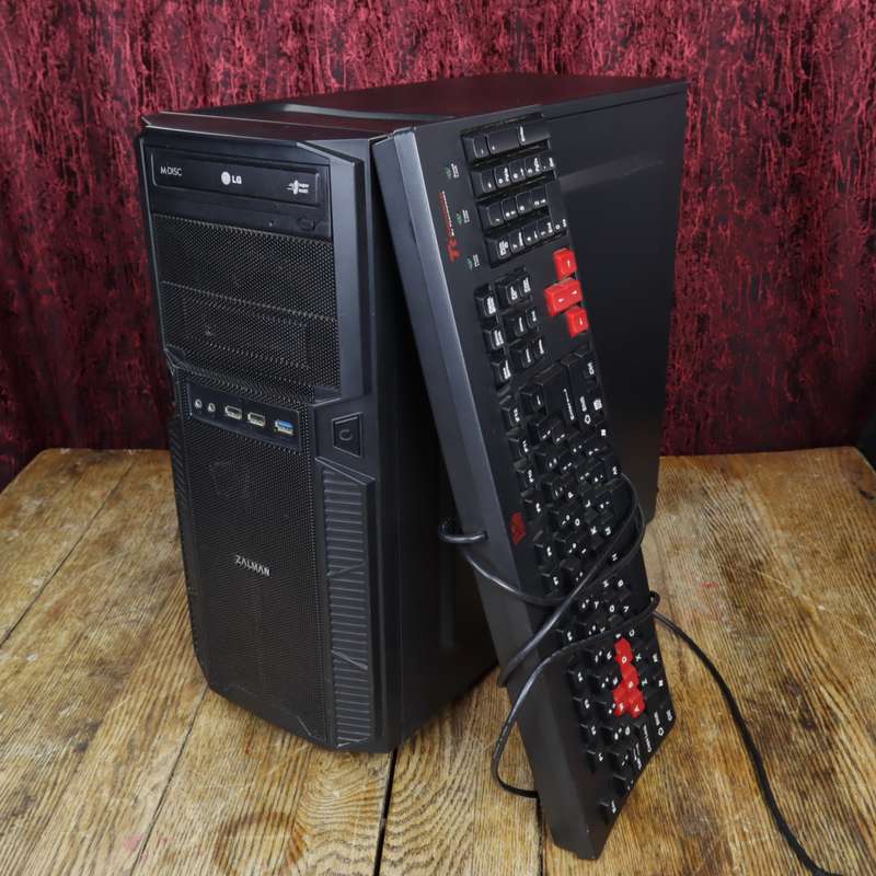 Core i3 Desktop PC + Gaming Keyboard + WiFi | 8GB RAM | 3.5GHz | Radeon R7 |  500GB - Pre-Owned