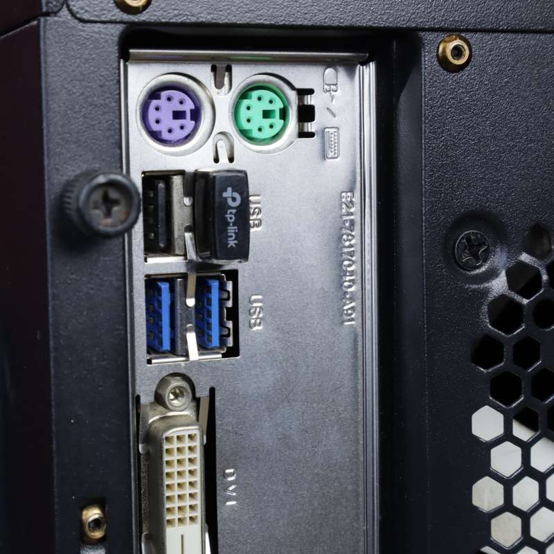 Core i3 Desktop PC + Gaming Keyboard + WiFi | 8GB RAM | 3.5GHz | Radeon R7 |  500GB - Pre-Owned
