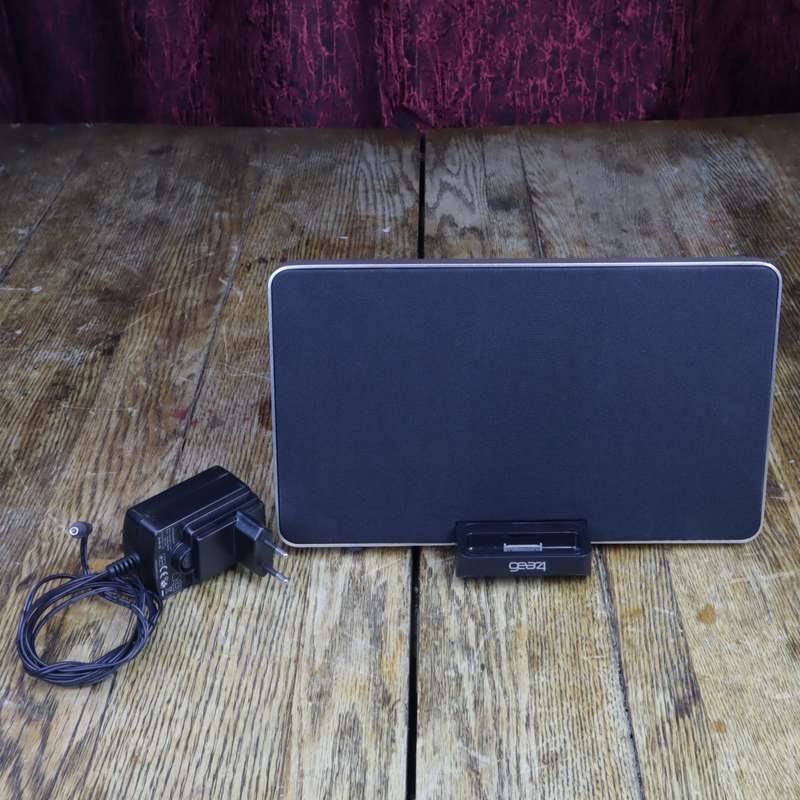 gear4 House Party Portable Speaker + FM Radio + Ipod Docking Station | PG296 | - Pre-Owned