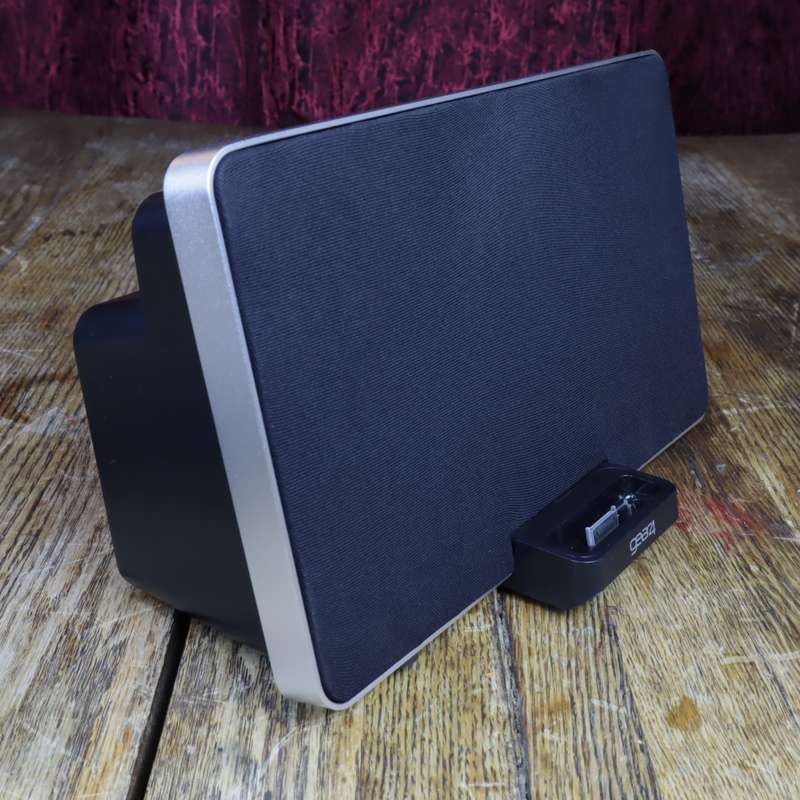 gear4 House Party Portable Speaker + FM Radio + Ipod Docking Station | PG296 | - Pre-Owned