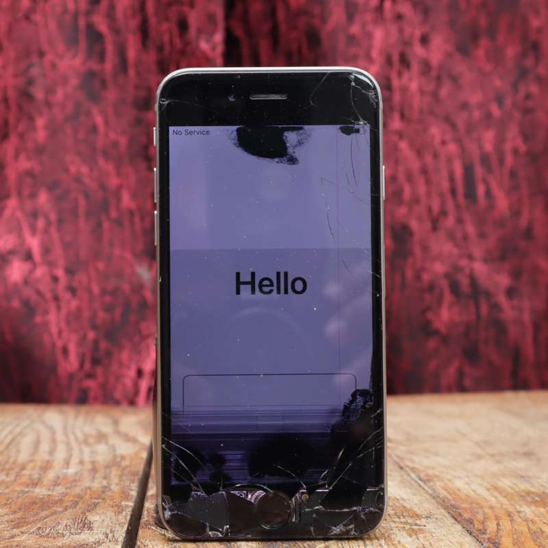 Apple iPhone 6 - 32GB - A1586