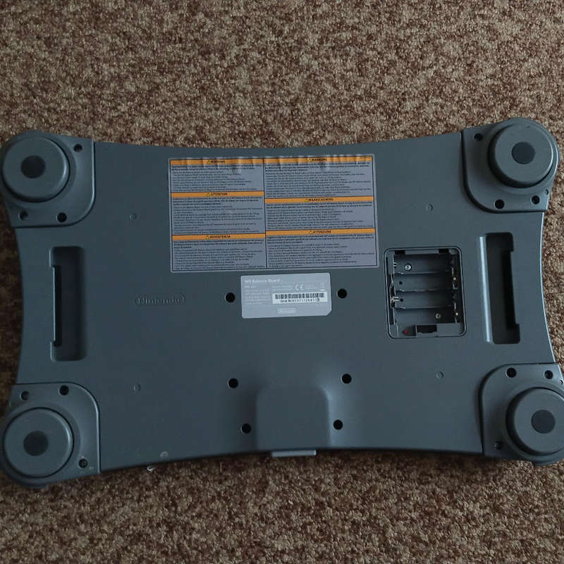 Wii Fit Plus Game + Wii Balancing Board