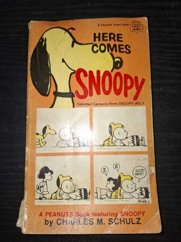 Here comes snoopy by Charles M. Schulz