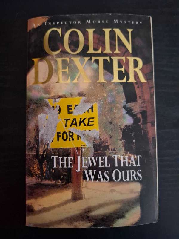 The jewel that was ours by Colin Dexter