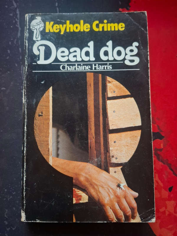 Charlaine Harris - Dead dog