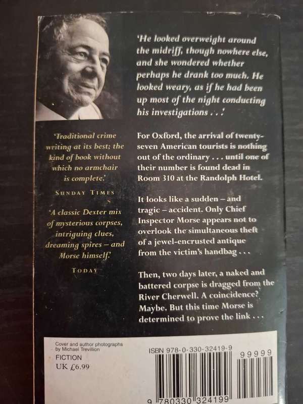 The jewel that was ours by Colin Dexter