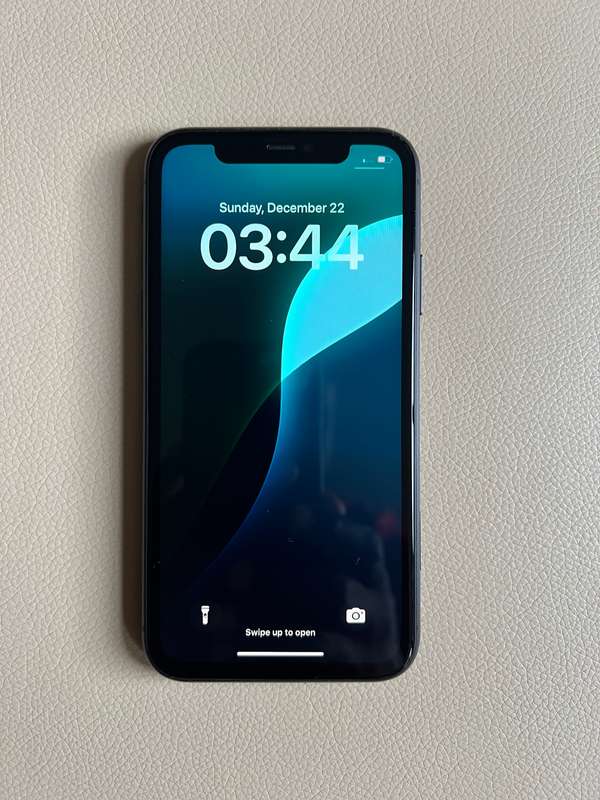 iPhone 11 64 black