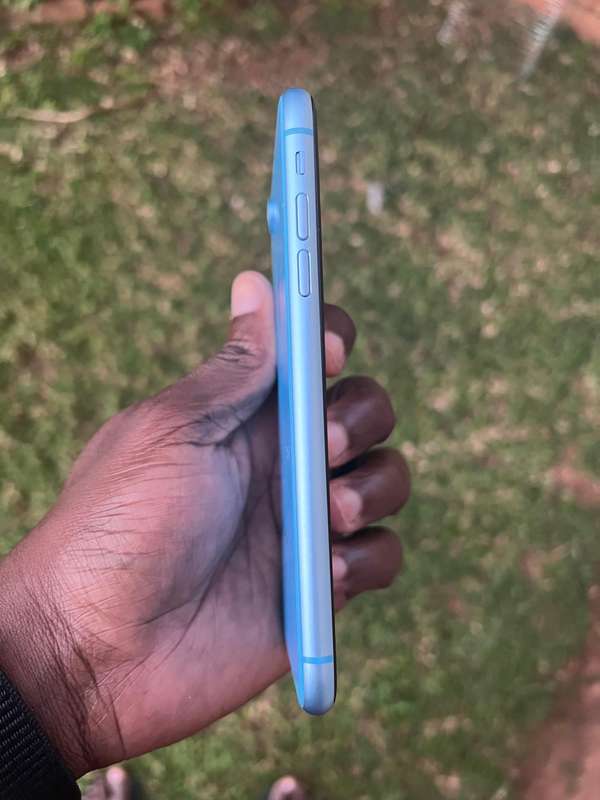 iPhone XR 64gb
