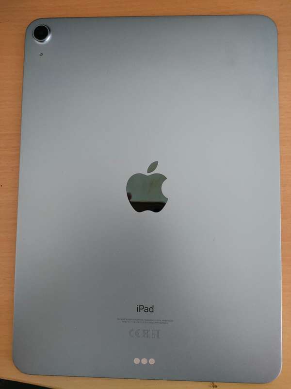 Apple iPad Air 4th Gen (2020) A2316  | 3.0 GHz* Apple A14 Bionic *** READ ***