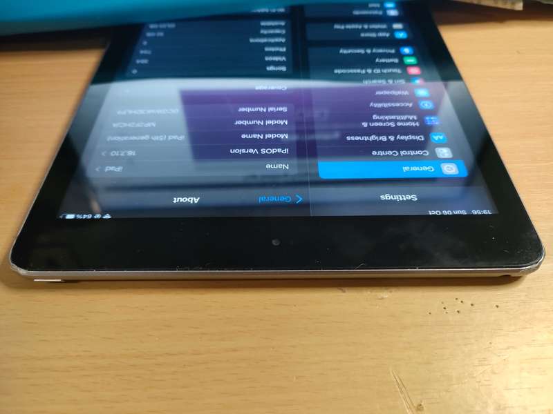 Apple iPad 9.7 (2017) 5th Gen | RETINA 9.7 inch
