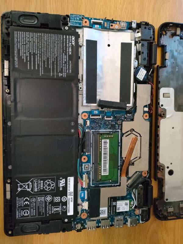 Acer Spin 1 SP111