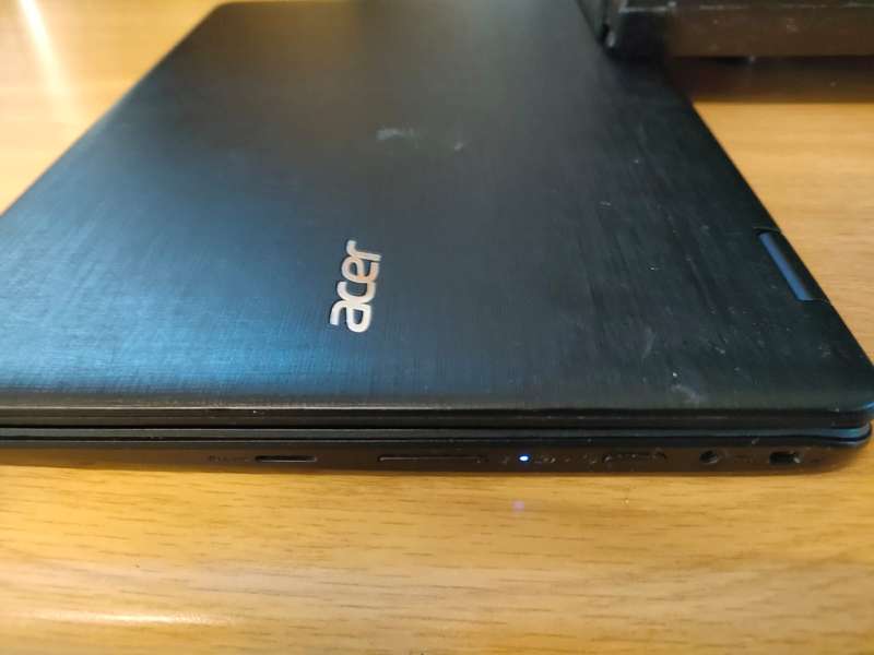 Acer Spin 1 SP111