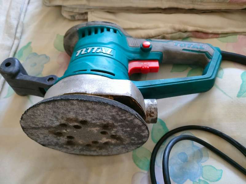Total Tools - Rotary Sander - 450W