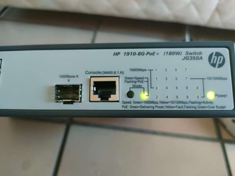 HP 1910 - 8G - Poe Switch