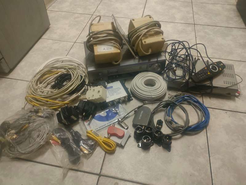 Lot Chargers / Electronics / TV items / Cables / ETC