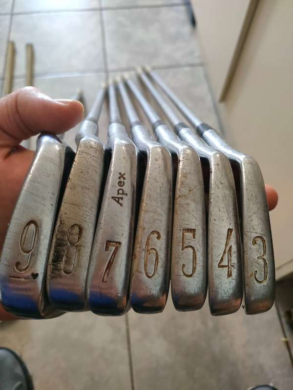 *** Amazing *** Ben Hogan Golf Irons + Sand Iron & Sand Wedge