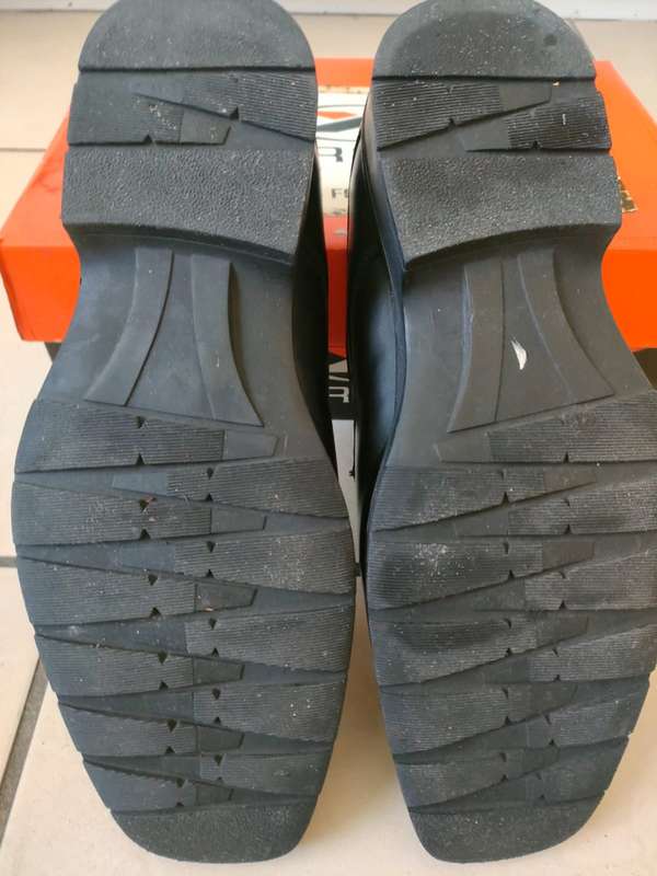 Bronx Mens Shoes | Size 10