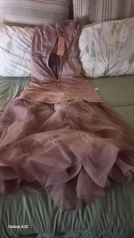 Elagent Dress, Matric Dance Dress, Modeling Dress, Women Wear, Ball Gown, Cocktail Dress