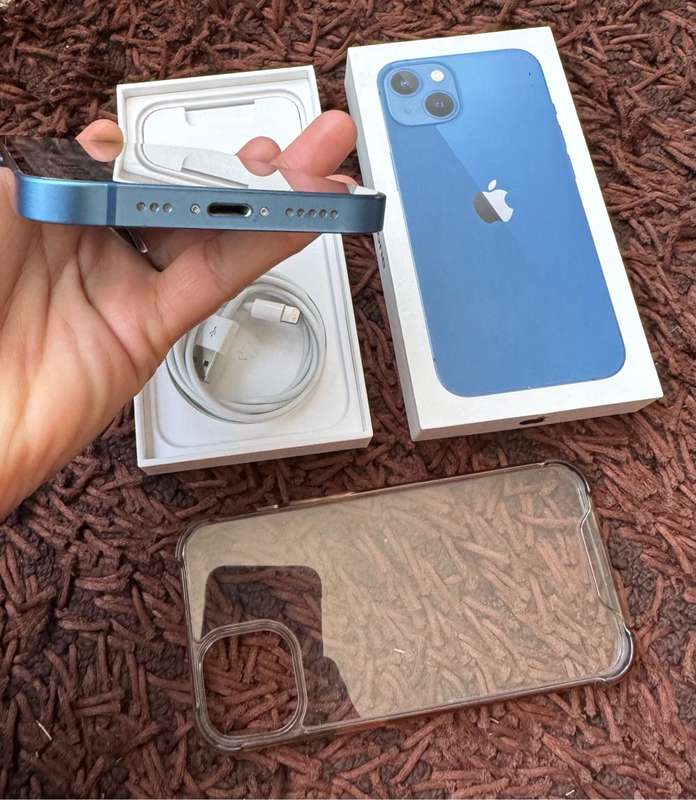 Iphone 13 256gb blue color