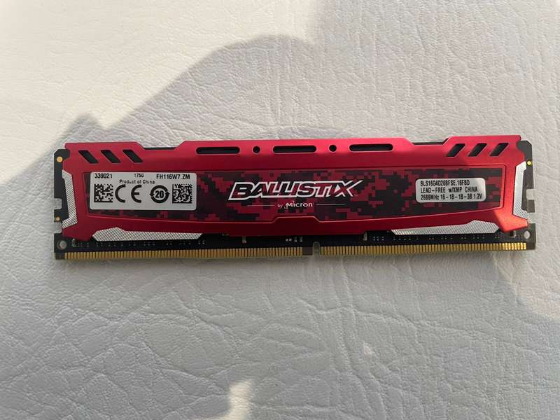 Crucial Ballistix Sport LT Red 16GB DDR4 2666MHz PC4-21300