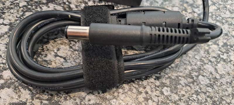 HP 120W Laptop Charger