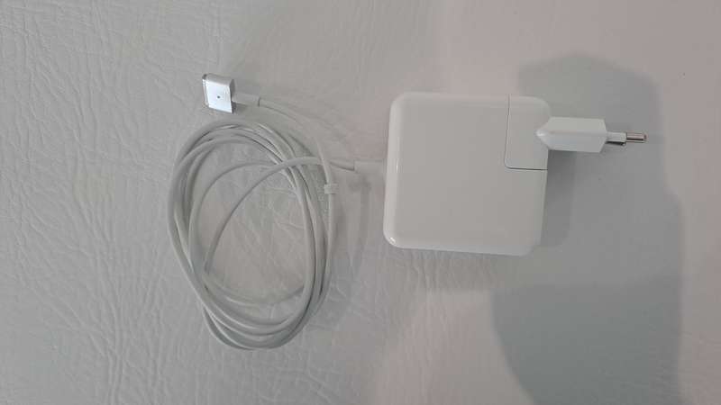 Macbook Generic Magsafe 2 14.5V Charger
