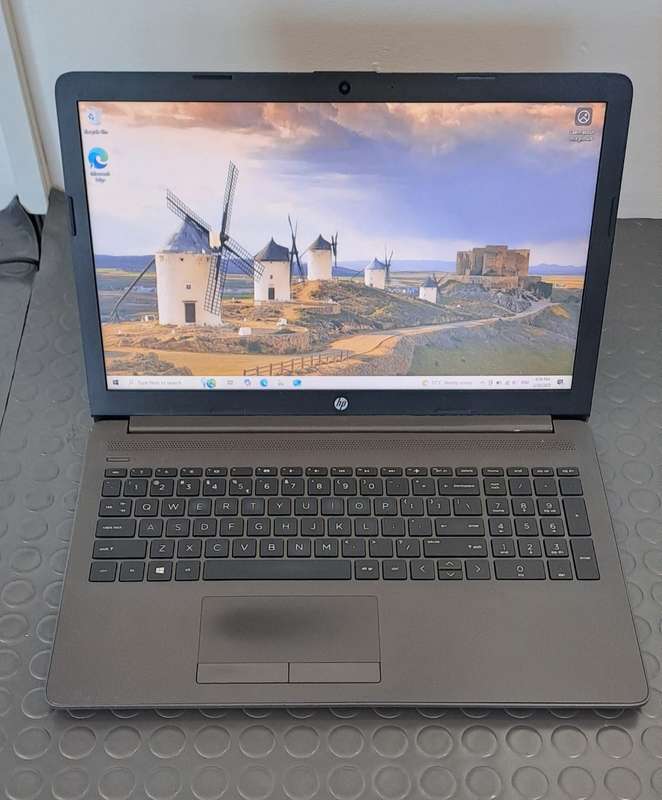 HP 250 G7 Laptop