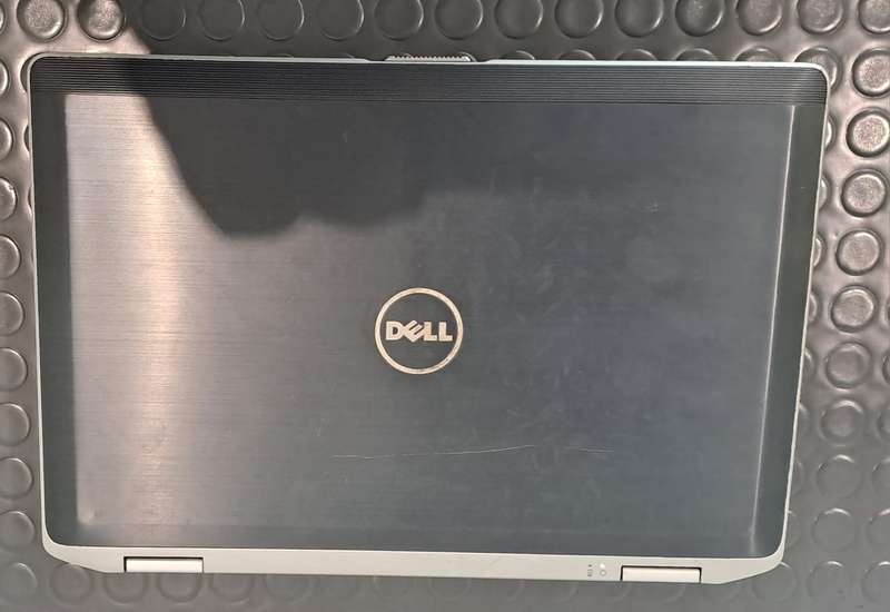 Dell Latitude i7 Laptop - FREE SHIPPING