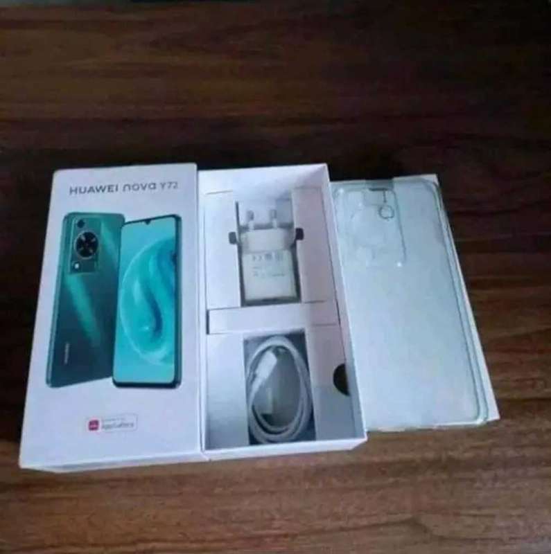 Huawei nova y72