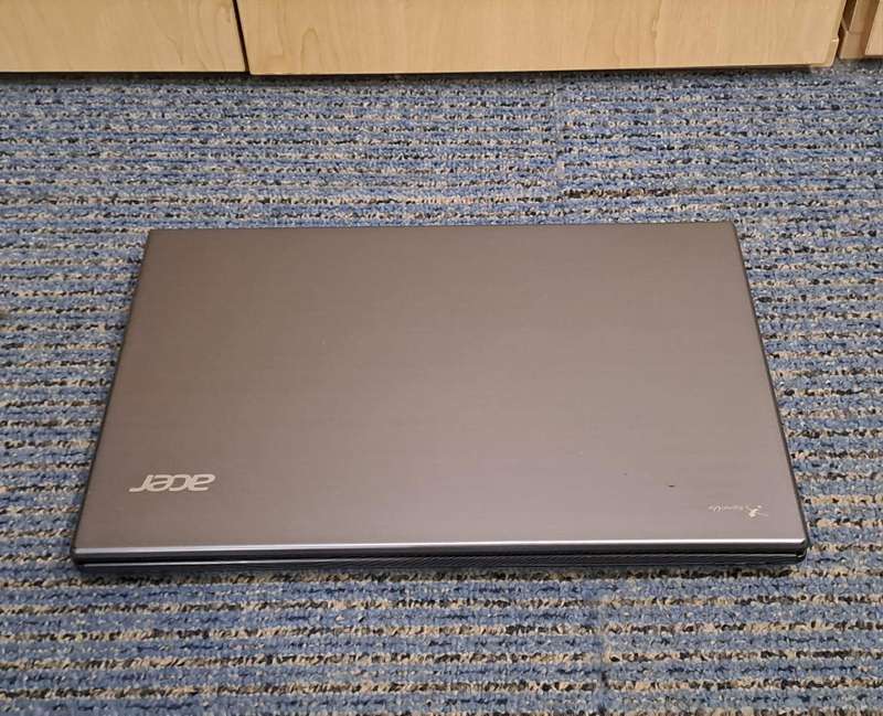 Acer i5 laptop - WEEKEND SPECIAL
