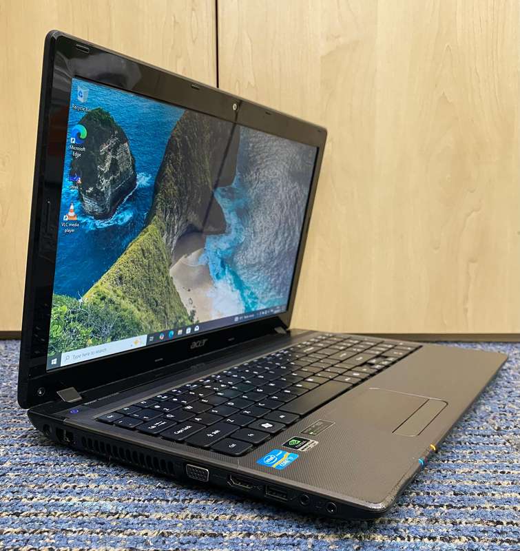 PRICE DROP! Acer Aspire 5750 - i7 laptop