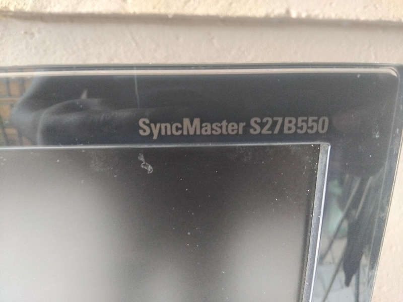 Samsung 27 inch monitor