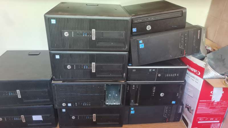 JOB LOT COMPUTERS AND LAPTOPS