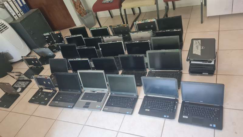 JOB LOT COMPUTERS AND LAPTOPS