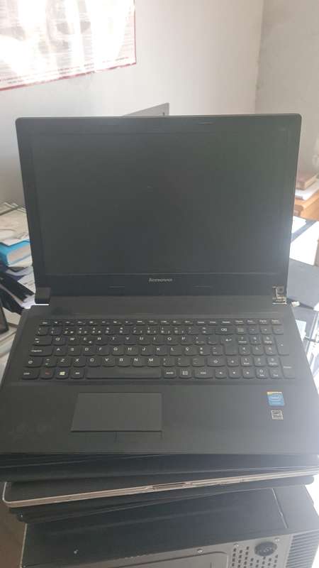JOB LOT COMPUTERS AND LAPTOPS