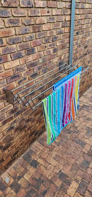 Washing line foldable