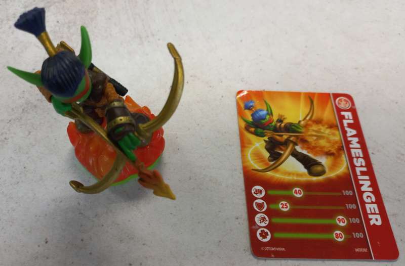 Flameslinger Figurine - Skylanders Spyros Adventure