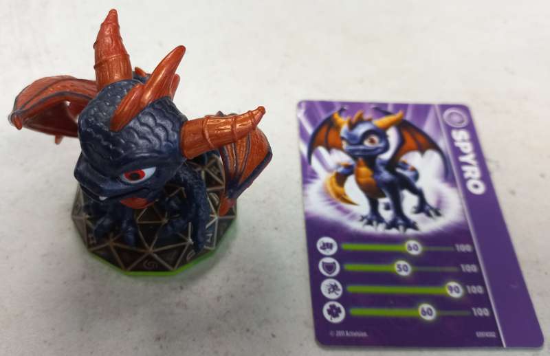 Spyro Figurine - Skylanders Spyros Adventure