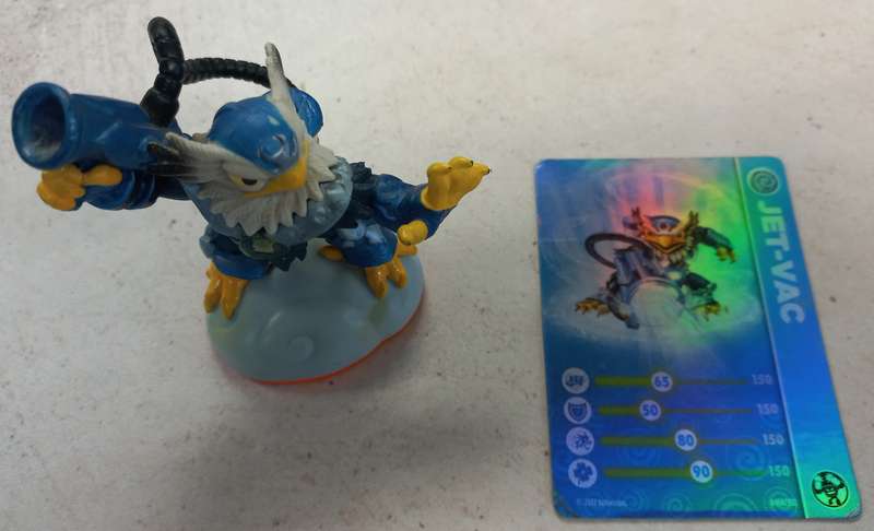 Jet-Vac Figurine - Skylanders Giants