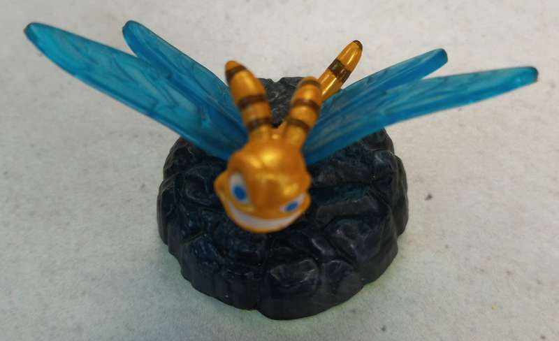 Sparx Dragonfly Figurine - Skylanders Spyros Adventure