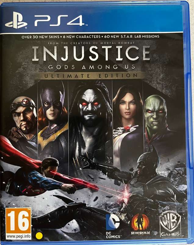 Injustice Gods Among Us - Ultimate Edition (PS4)