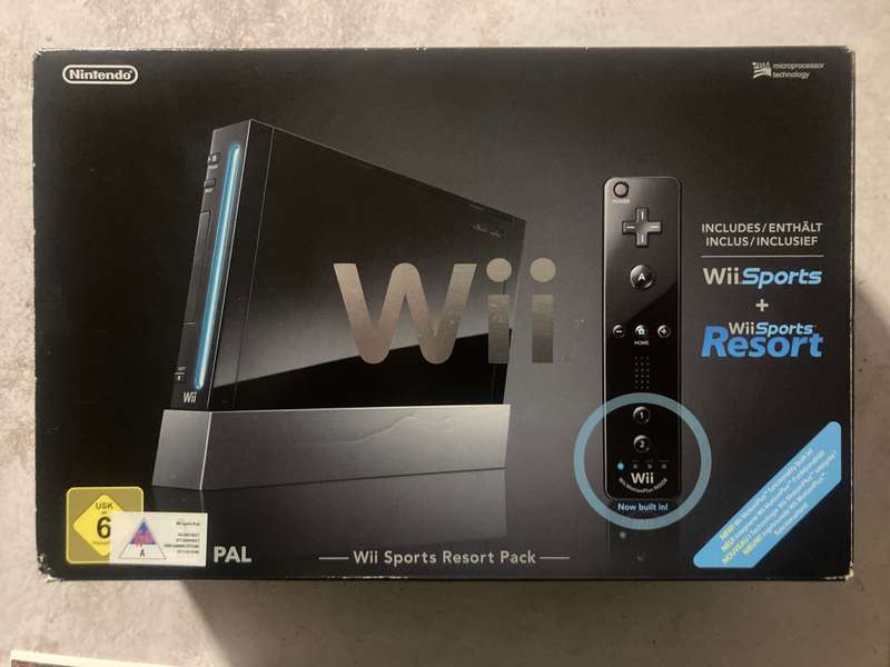 Nintendo Wii Console - RVL001 (EUR) - Black - In Original Box + Wii Sports