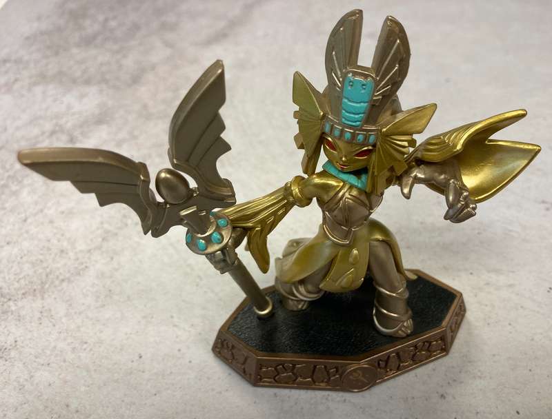 Golden Queen Figurine - Skylanders Imaginators - 87798888